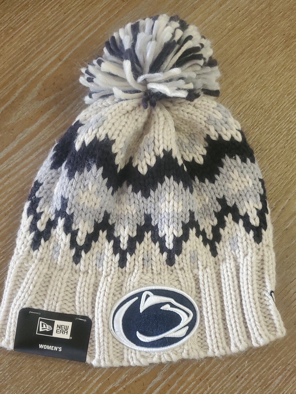 NWT New Era Womens Cream & Navy Pom Knit Penn State Beanie